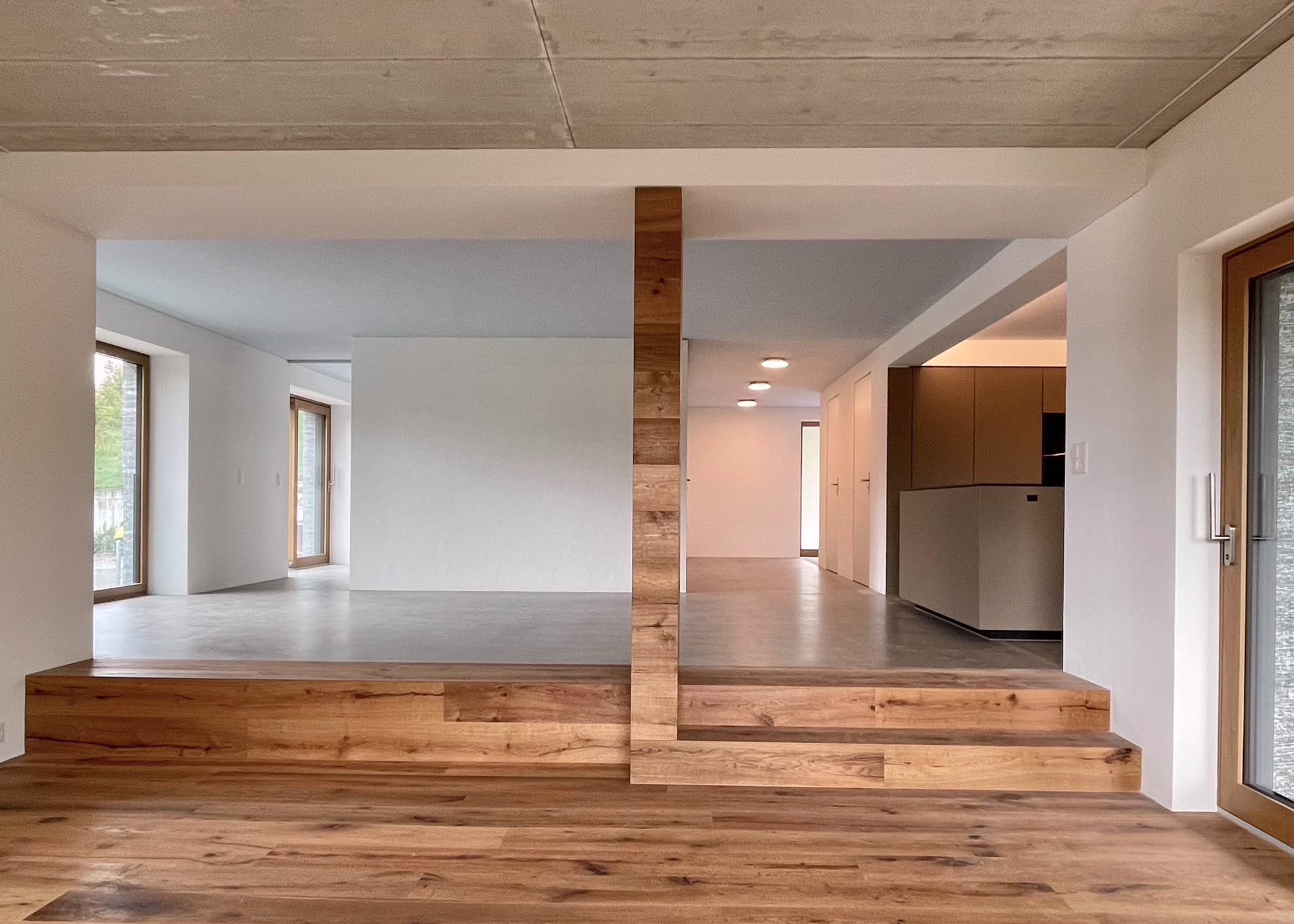 Hansjoerg Betschart Architektur | Einfamilienhaus Buelach | Wohnzimmer - Esszimmer